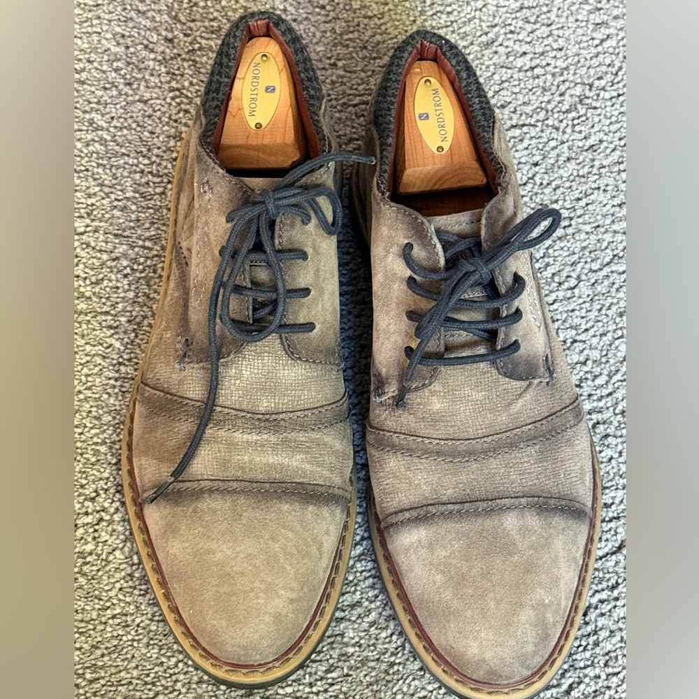 Bugatti Taupe Suede Oxfords. Includes Nordstrom Shoe Trees. Size 43, US 10/10.5.